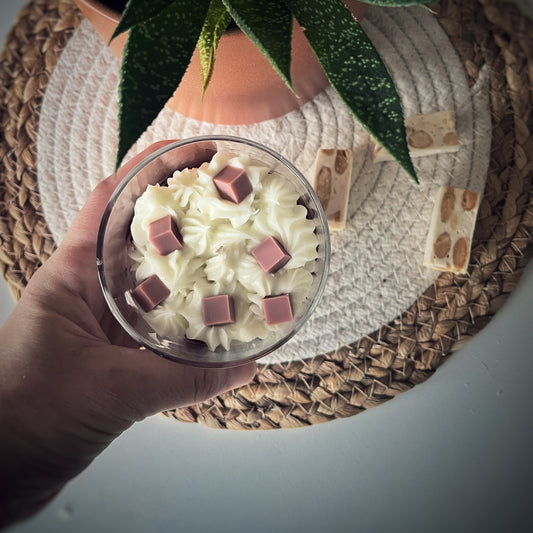 Bougie chantilly-Nougat blanc Cire et cie